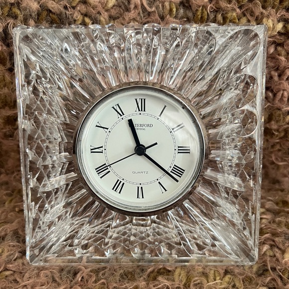 5" Sq. VTG Waterford Crystal Desktop Clock Wooden Stand With NEW N1.5v Battery - Picture 1 of 11